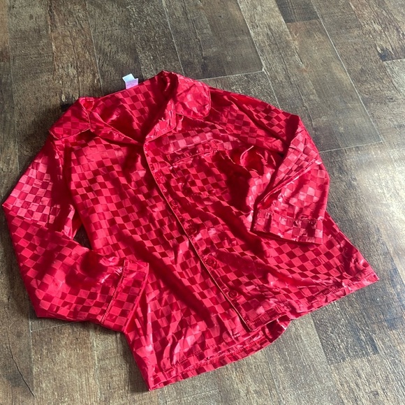 BMG Button Down Silky Red Checkered Pocket Long Sleeve - Picture 1 of 7